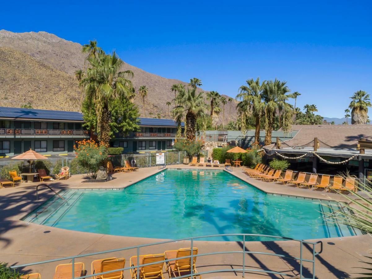 Caliente Tropics Palm Springs Exterior foto